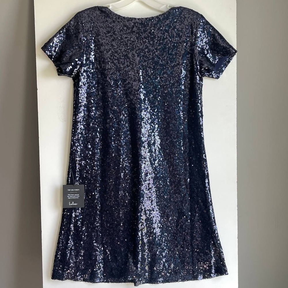 Lulu’s NWT Light Up the Night Navy Sequin Shift Dress Sz XS Swiftie Era Tour Y2K - Picture 3 of 10
